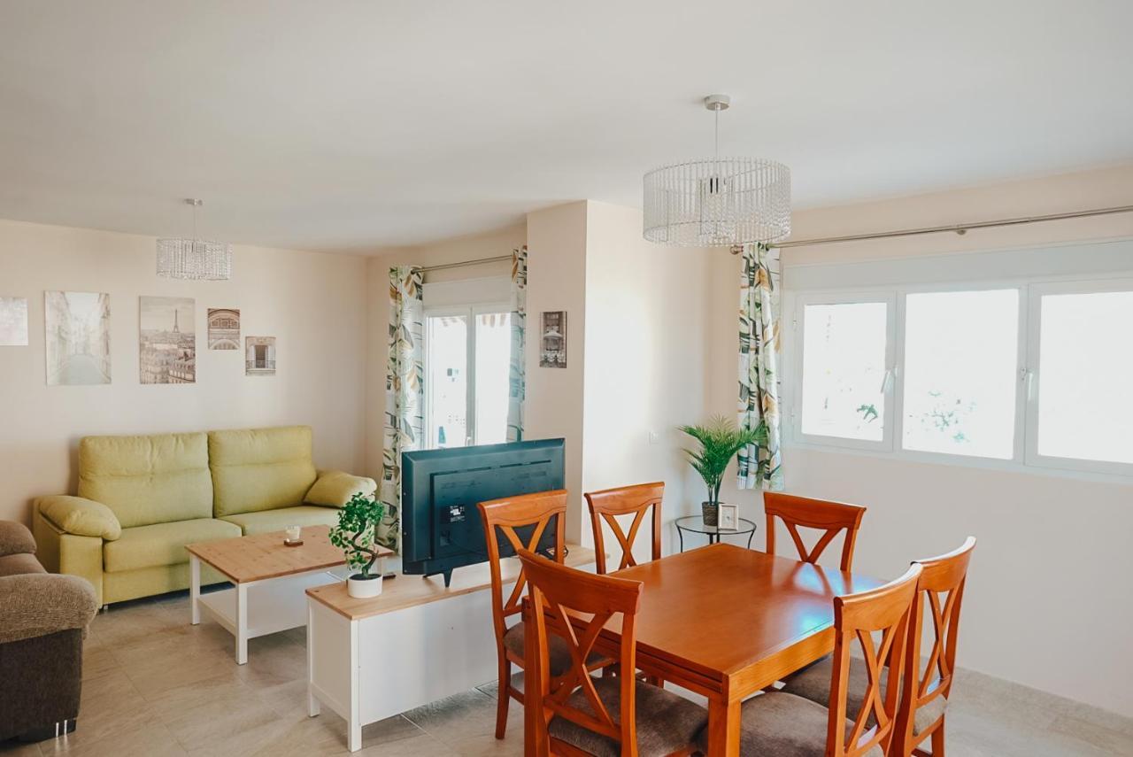Appartement Amplio Con Vistas Al Mar Y Piscina En Benalmádena Extérieur photo