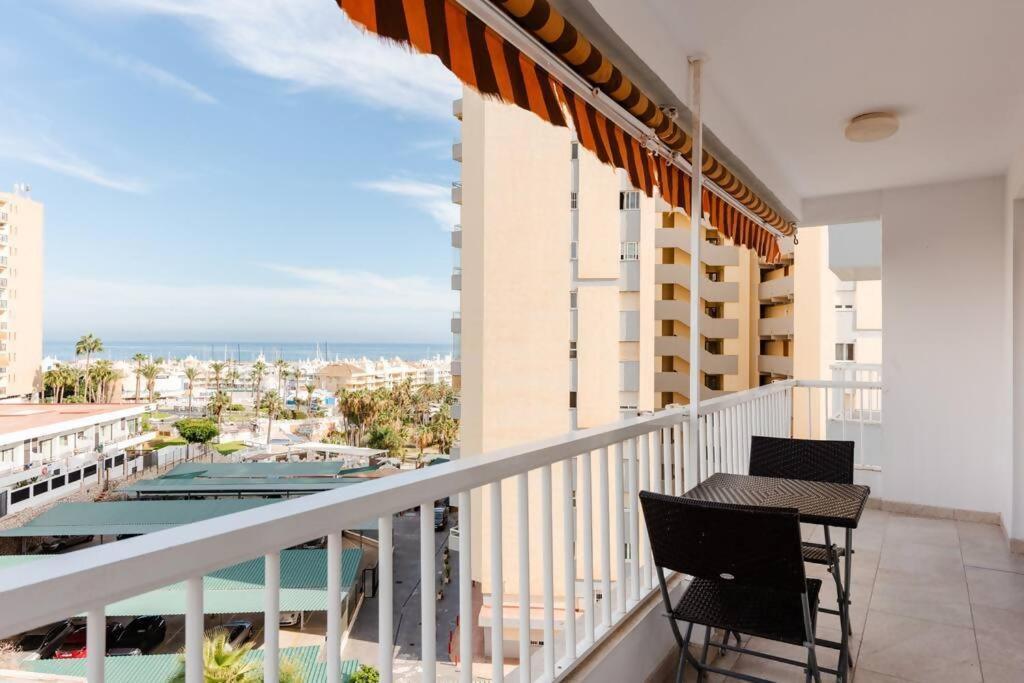 Appartement Amplio Con Vistas Al Mar Y Piscina En Benalmádena Extérieur photo