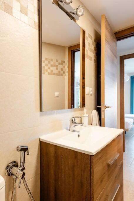Appartement Amplio Con Vistas Al Mar Y Piscina En Benalmádena Extérieur photo