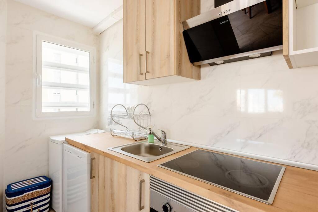 Appartement Amplio Con Vistas Al Mar Y Piscina En Benalmádena Extérieur photo
