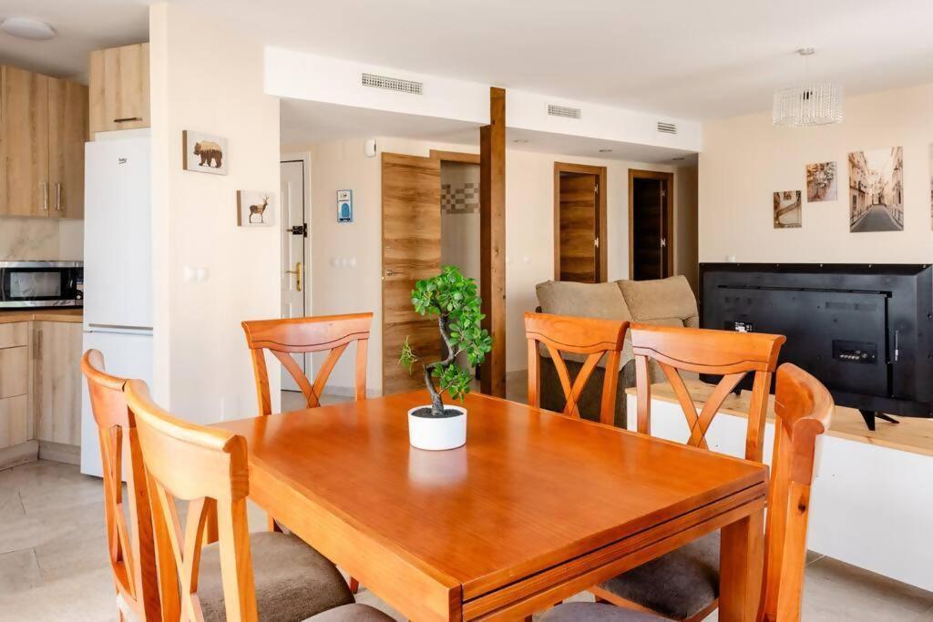 Appartement Amplio Con Vistas Al Mar Y Piscina En Benalmádena Extérieur photo